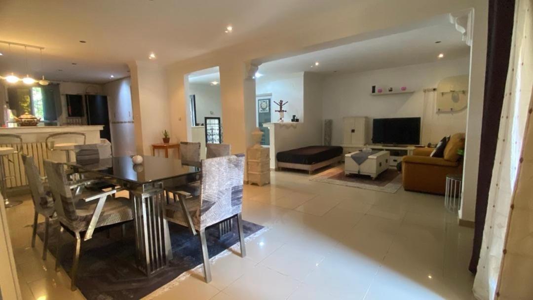Duplex T3 Bien Situe Apartamento Annaba Exterior foto